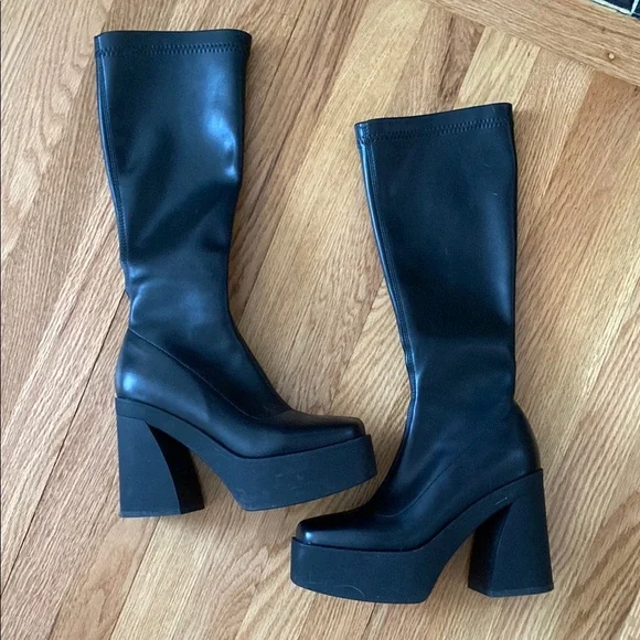 Knee High Black Platform Heel Boot - Picture 1 of 5